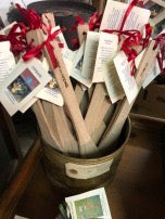 OPRØR! Håndbrændte grydeskeer, sleve mm.