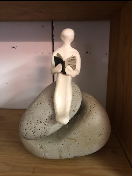 Læser. Skulptur